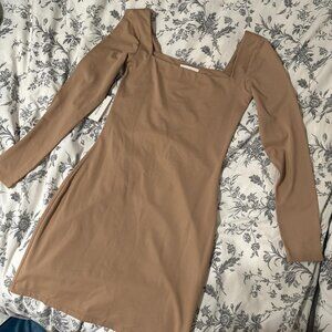 aritzia (babaton) longsleeve squareneck mini dress
